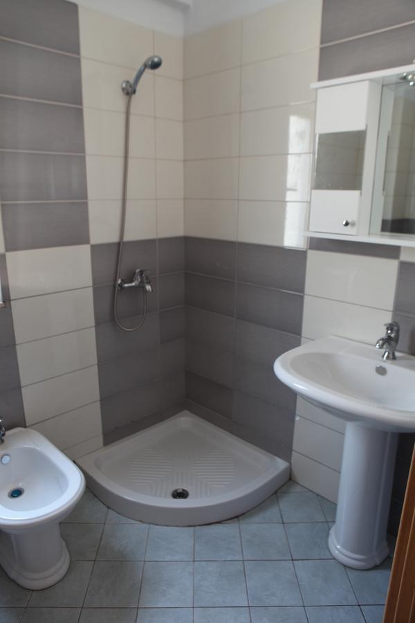 Bakija Apartments Sarandë Eksteriør bilde